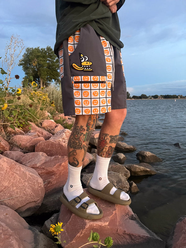 Bindle Conspiracy x Killer Acid Tabs Shorts - Shorts - killeracid.com