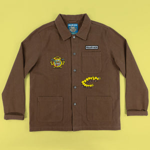 Collar and pocket detail